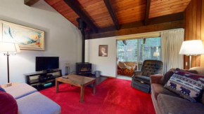 Mammoth Estates Condo - Near Village at Mammoth & Pet Friendly